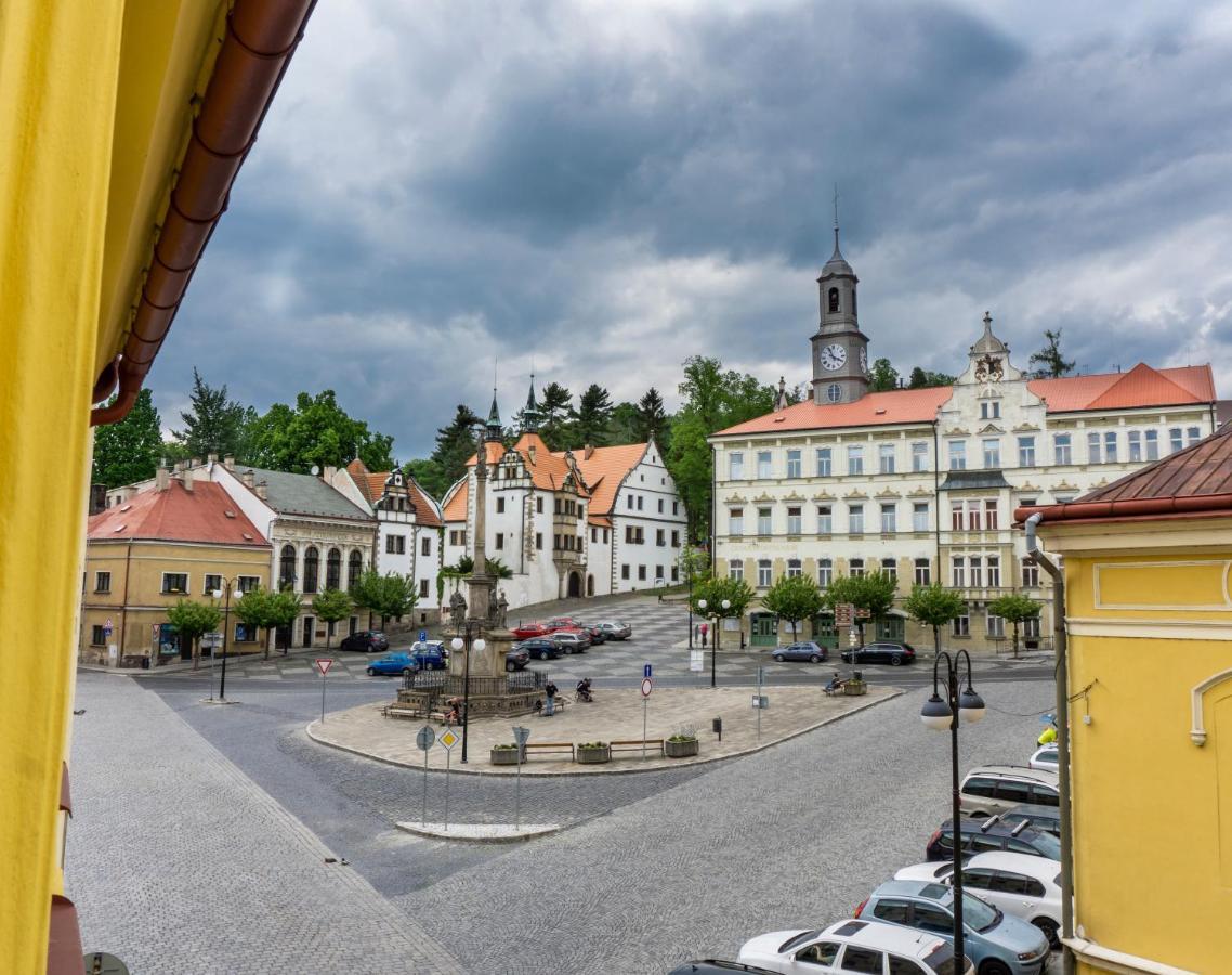 Penzion Ruze Benesov nad Ploucnici Eksteriør bilde