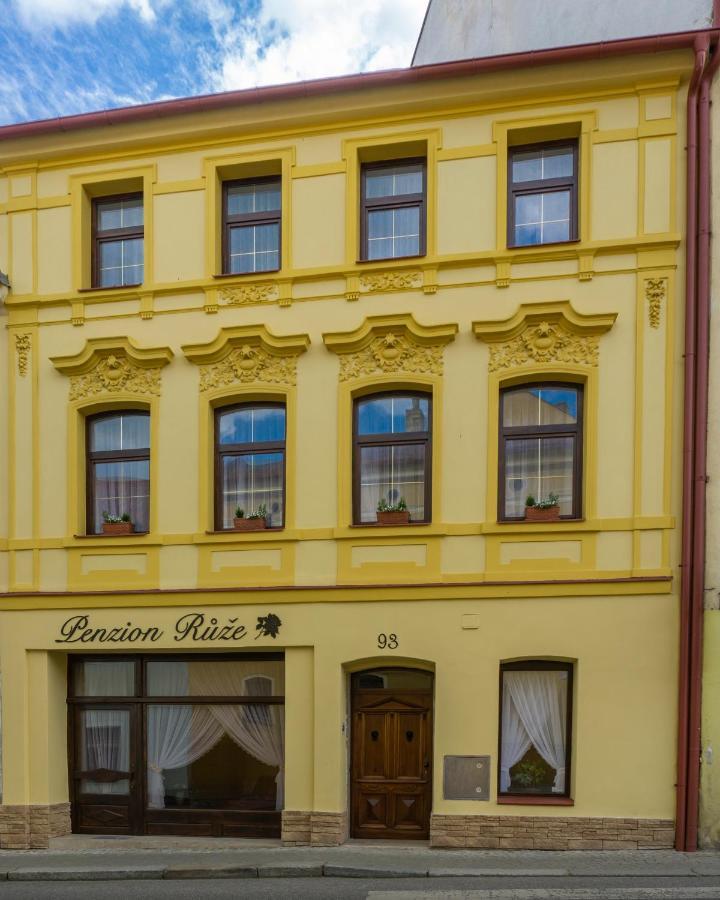 Penzion Ruze Benesov nad Ploucnici Eksteriør bilde
